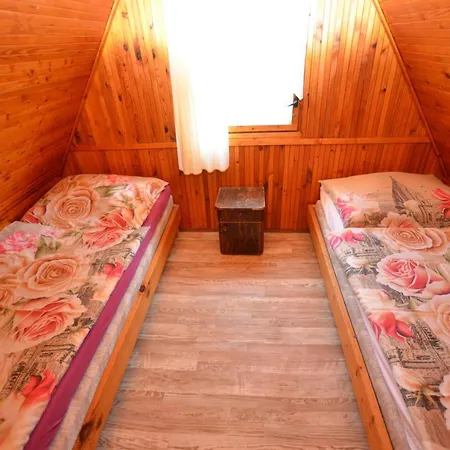 Chalet In Nature Zdewe * Wschen